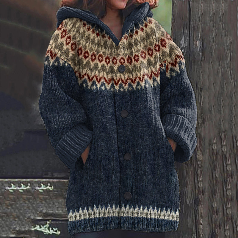 Wunderschön gefertigte Strickjacke