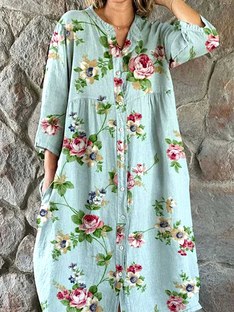 Klassisch gestaltete Kleid