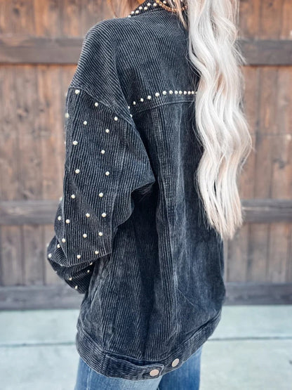 Klassisch gestaltete Jacke