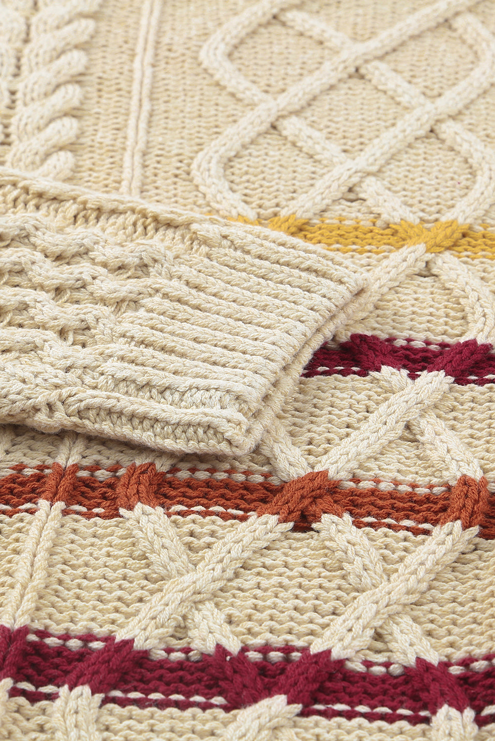 Anmutig gestaltete Pullover