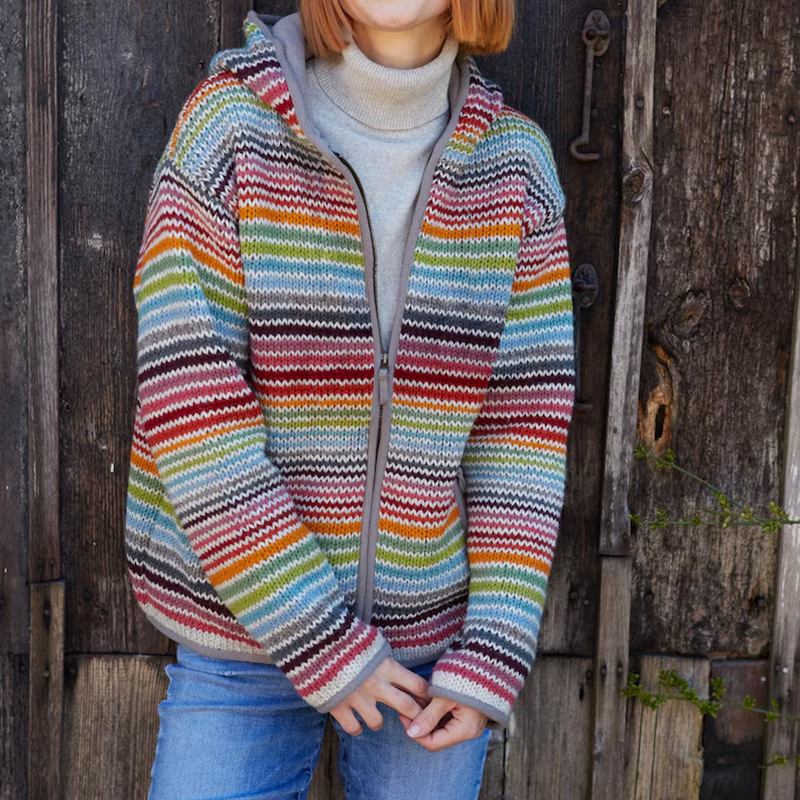 Anmutig gestaltete Strickjacke