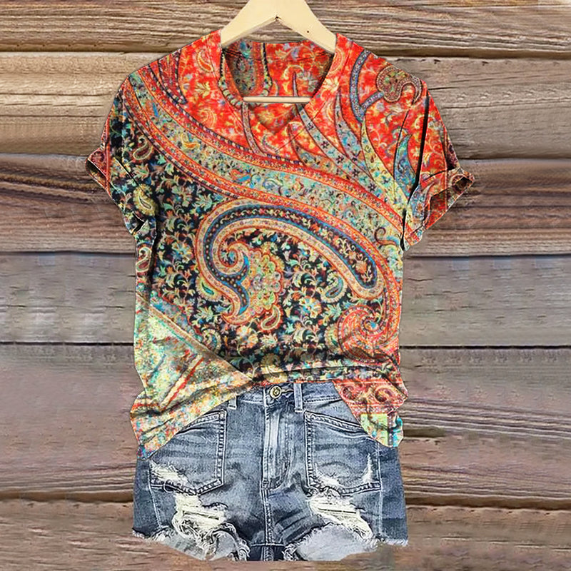 Klassisch gestaltete T-Shirt