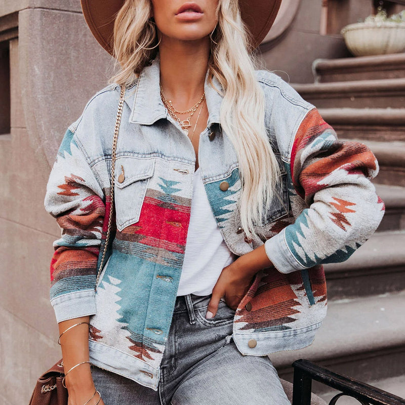 Anmutig gestaltete Jacke