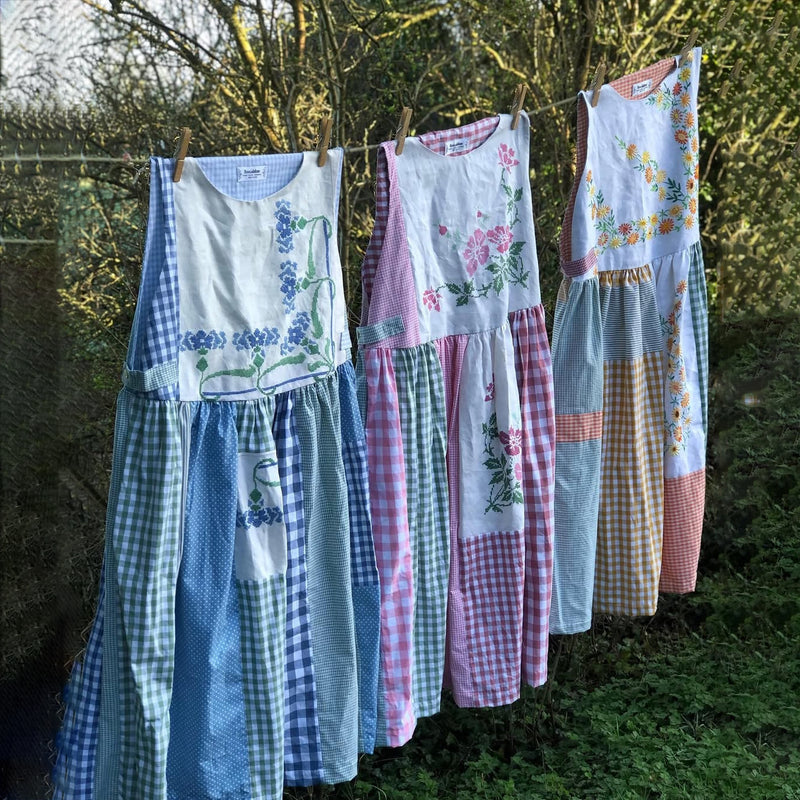 Anmutig gestaltete Kleid