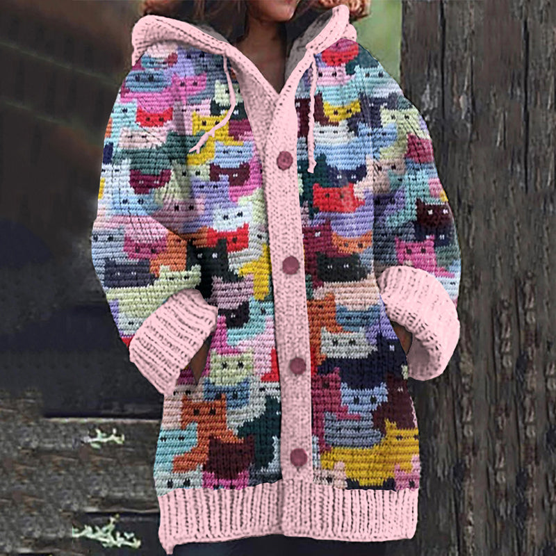 Klassisch gestaltete Strickjacke