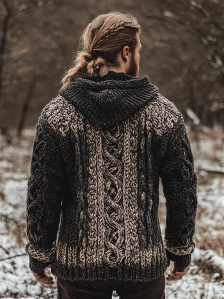 Durchdacht gestaltete Strickjacke