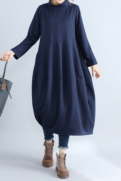 Klassisch gestaltete Kleid