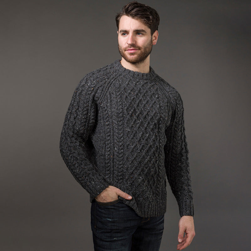 Anmutig gestaltete Pullover