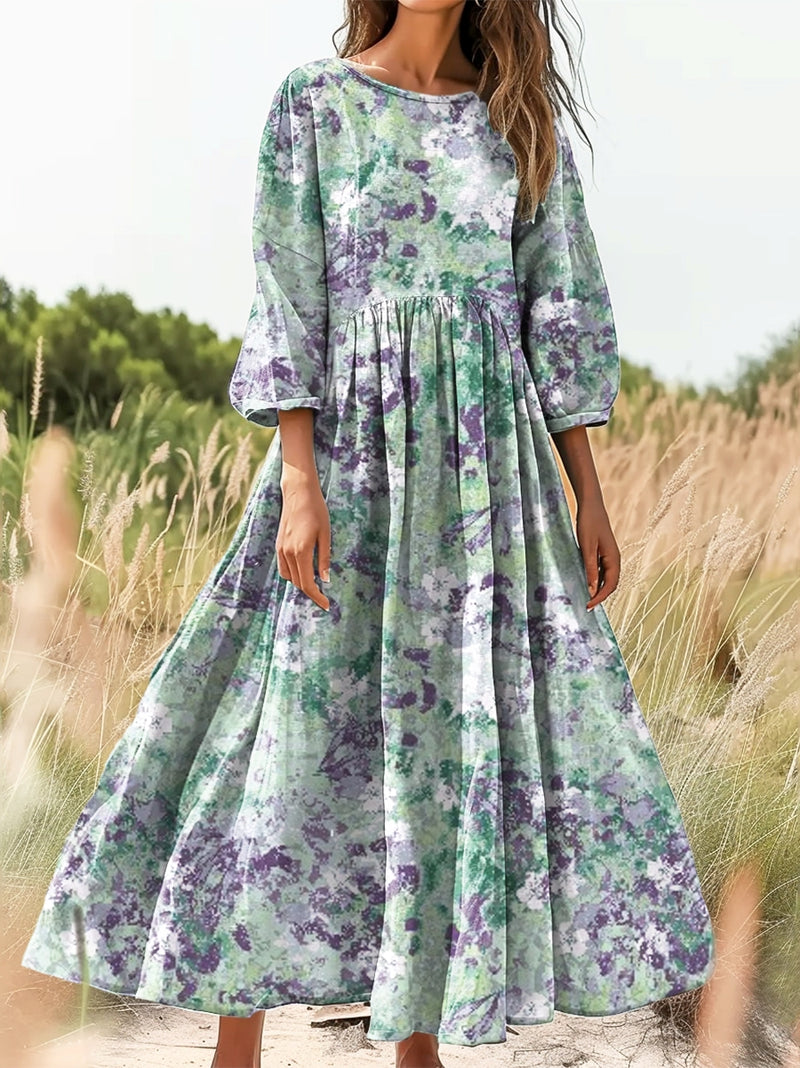 Klassisch gestaltete Kleid