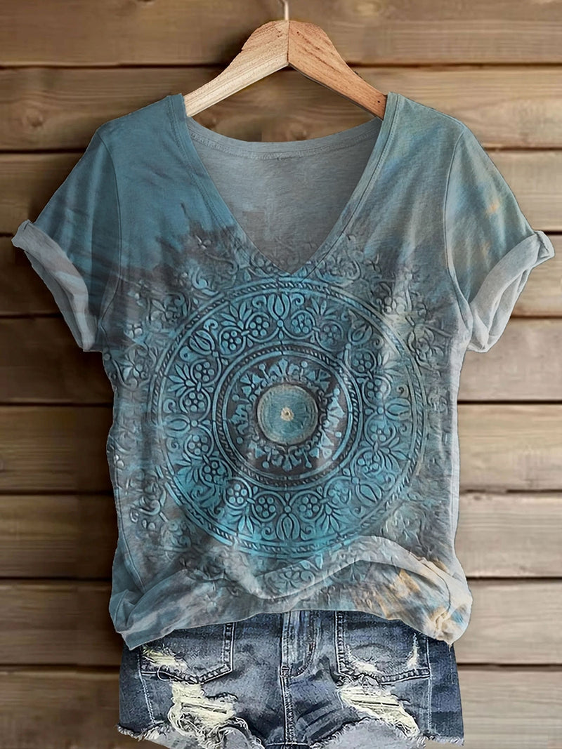 Anmutig gestaltete T-Shirt