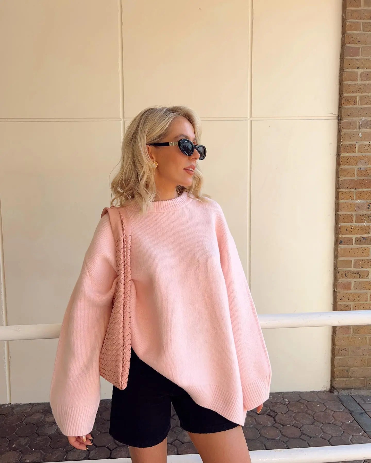 Anmutig gestaltete Pullover