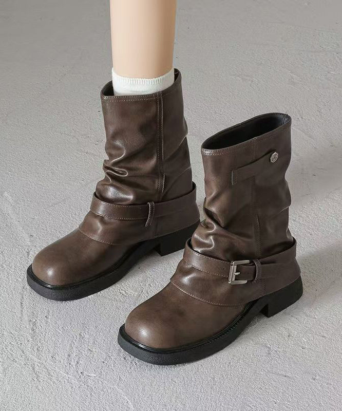 Bequeme orthopädische Stiefel für den Alltag