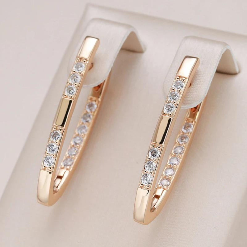 Klassische Gold Ohrring mit zeitloser Eleganz