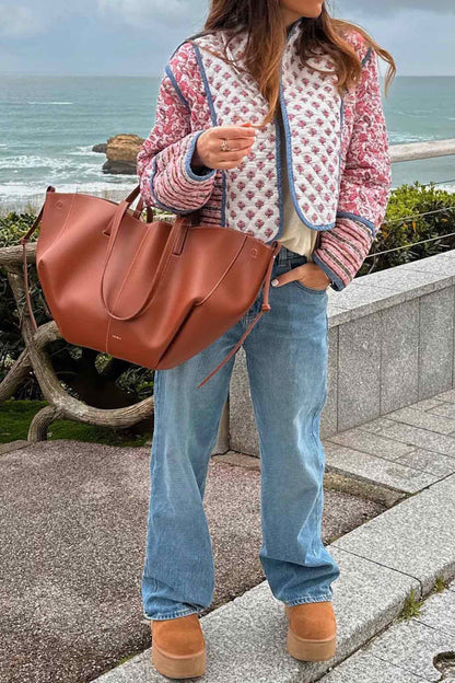 Klassisch gestaltete Jacke