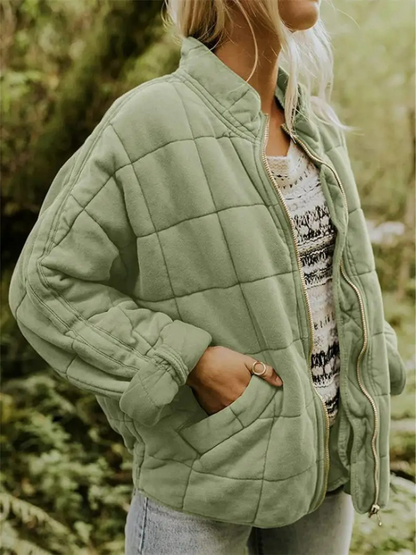 Klassisch gestaltete Jacke