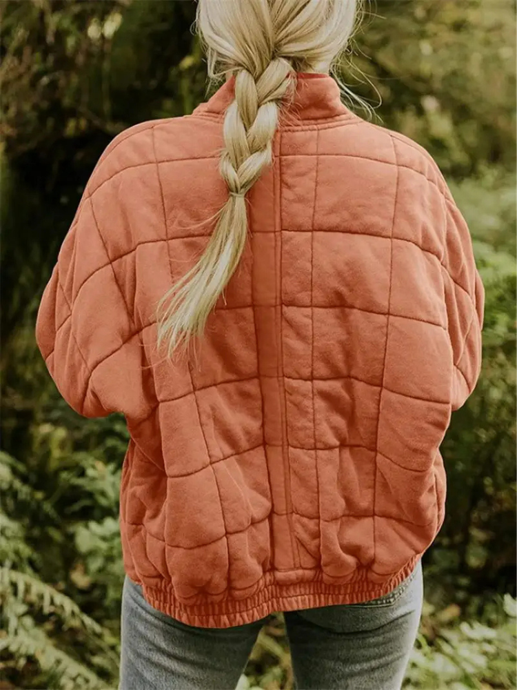 Klassisch gestaltete Jacke