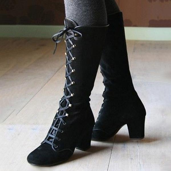 Elegante und detailreiche Stützstiefel