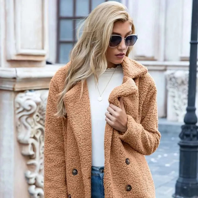 Wunderschön gefertigte Jacke