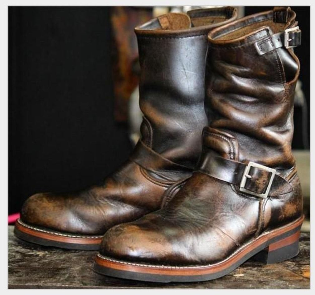 Wunderschön gefertigte orthopädische Stiefel