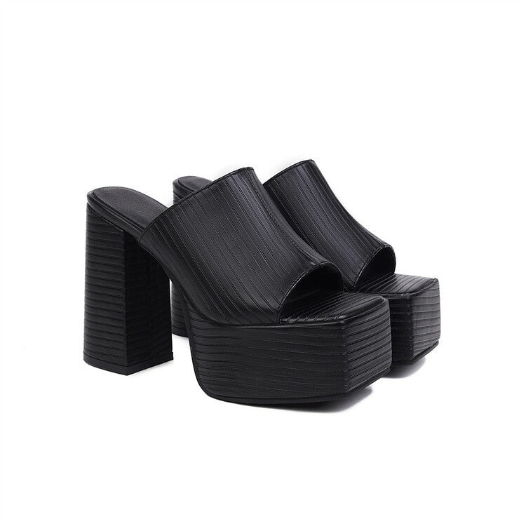 Anmutige Orthopädische Sandalen für modernen Look