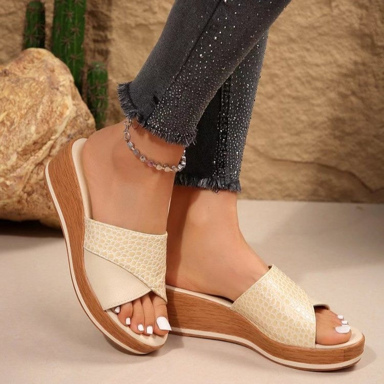 Klassische Orthopädische Sandalen mit zeitlosem Stil