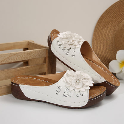 Anmutige Orthopädische Sandalen für modernen Look