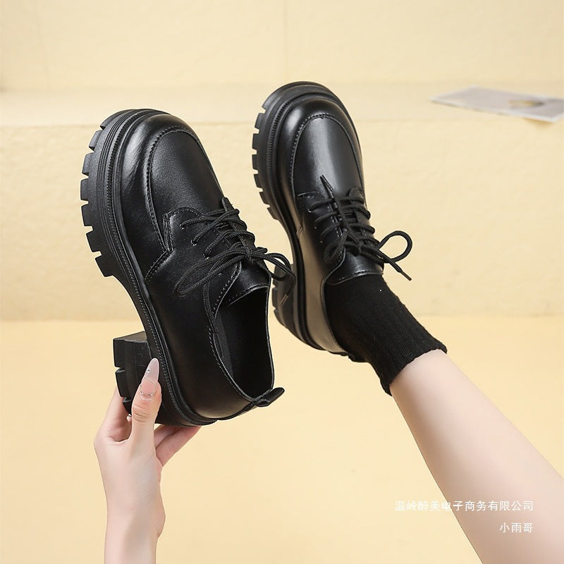 Schicke Orthopädische Schuhe mit einzigartigem Design