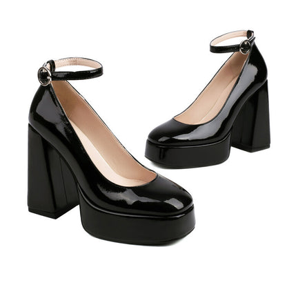 Klassische Orthopädische Absatzschuhe mit zeitlosem Stil