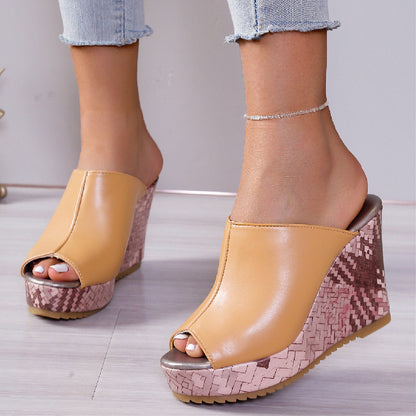 Anmutige Orthopädische Sandalen für modernen Look