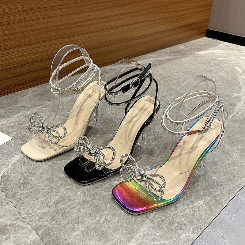 Anmutige Orthopädische Sandalen für modernen Look