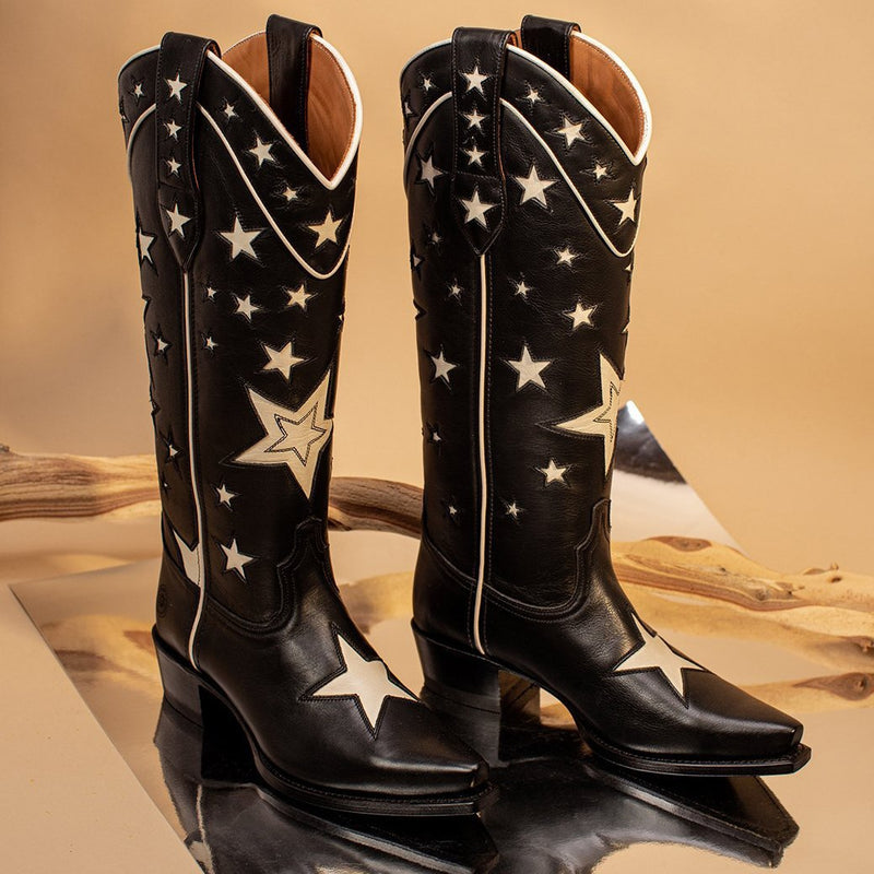 Wunderschön gefertigte Orthopädische Stiefel