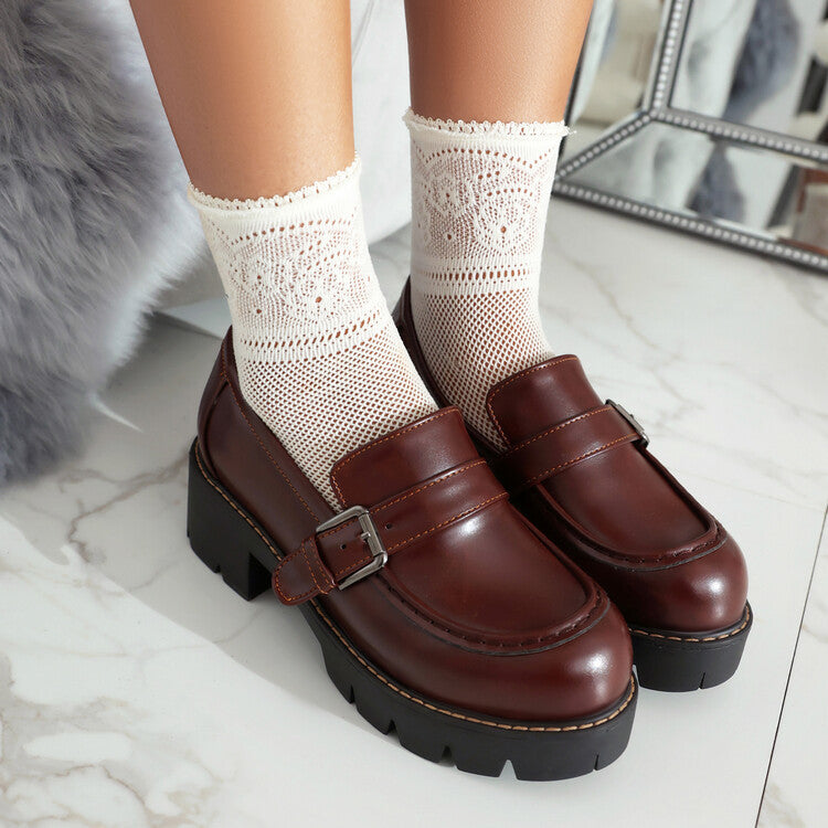 Klassische Orthopädische Schuhe mit zeitlosem Stil