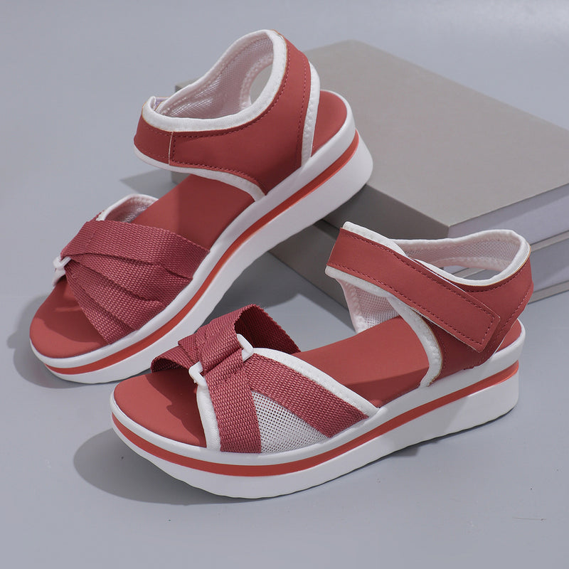 Klassische Orthopädische Sandalen mit zeitlosem Stil
