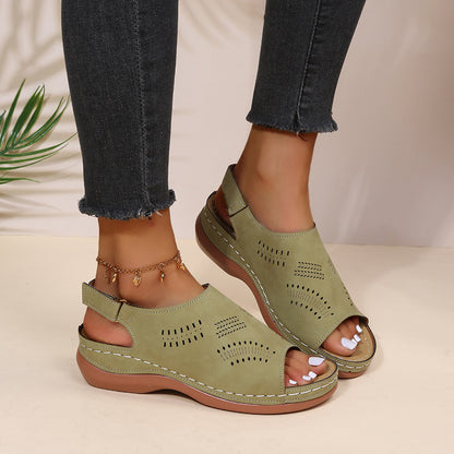 Klassische Orthopädische Sandalen mit zeitlosem Stil