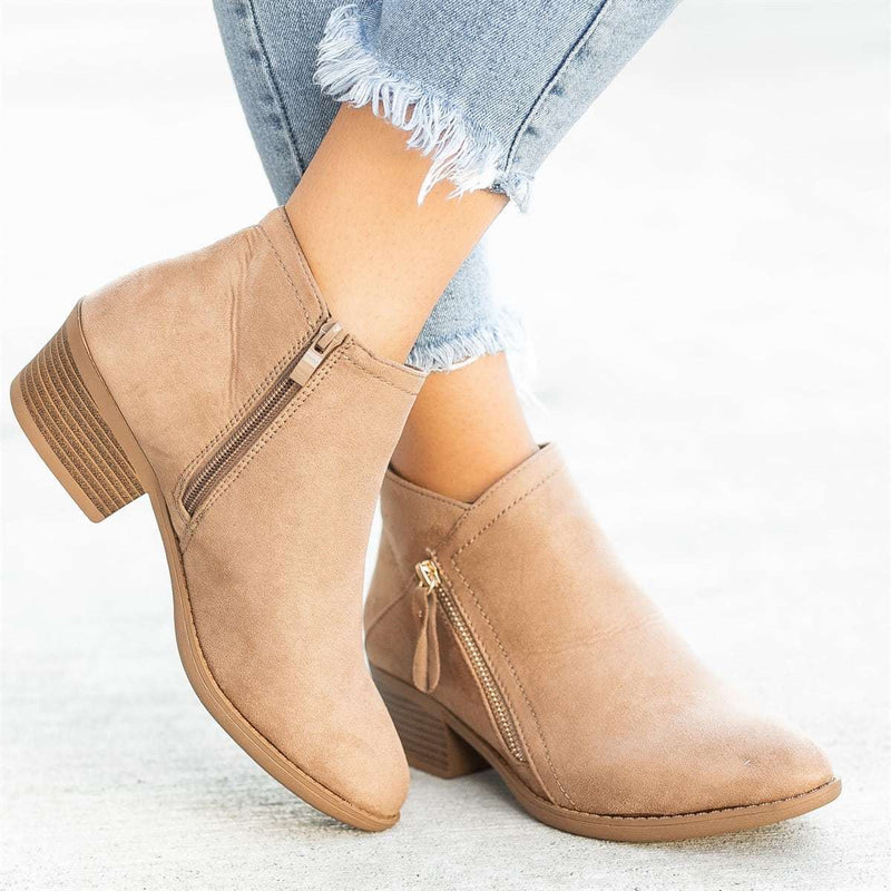 Schicke Orthopädische Stiefel mit einzigartigem Design