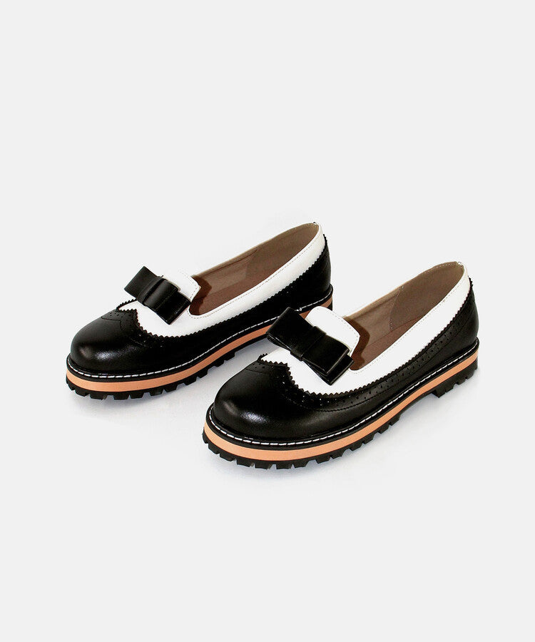 Klassische Orthopädische Schuhe mit zeitlosem Stil