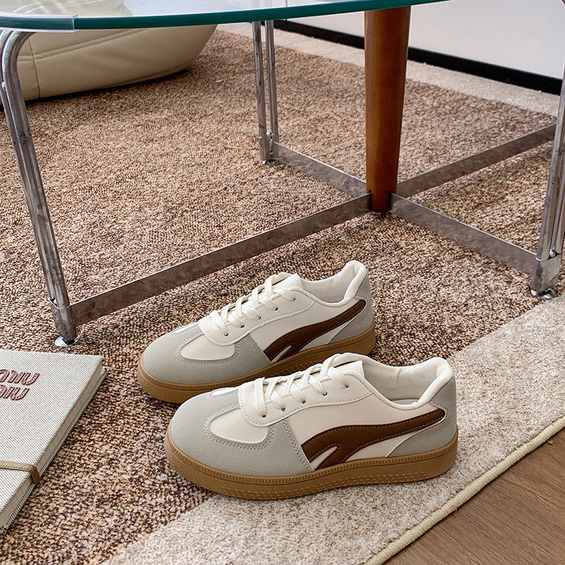 Klassische Orthopädische Sneakers mit zeitlosem Stil
