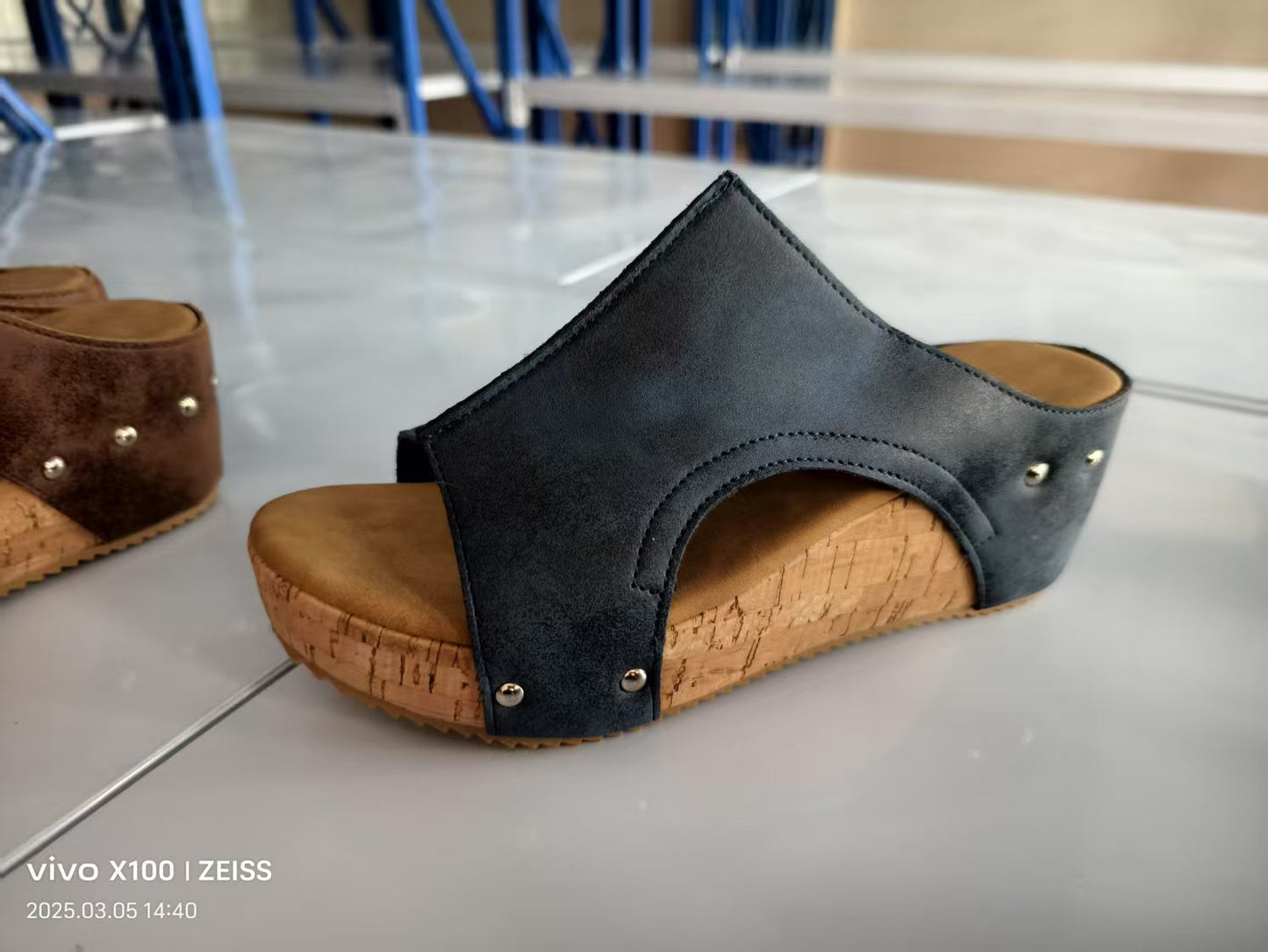Vintage inspirierte Orthopädische Sandalen