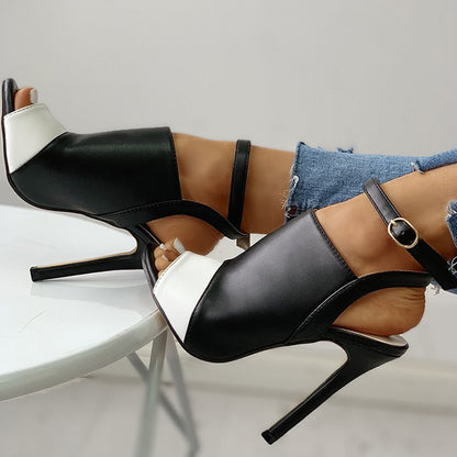 Anmutige Orthopädische Sandalen für modernen Look