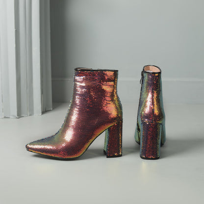 Anmutige Orthopädische Stiefel für modernen Look