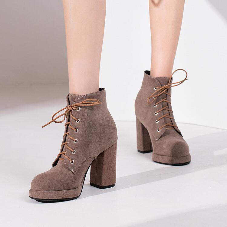 Bequeme Orthopädische Stiefel für den Alltag