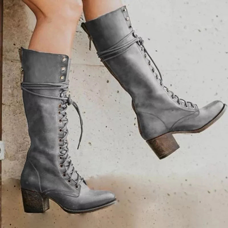 Schicke orthopädische Stiefel mit einzigartigem Design