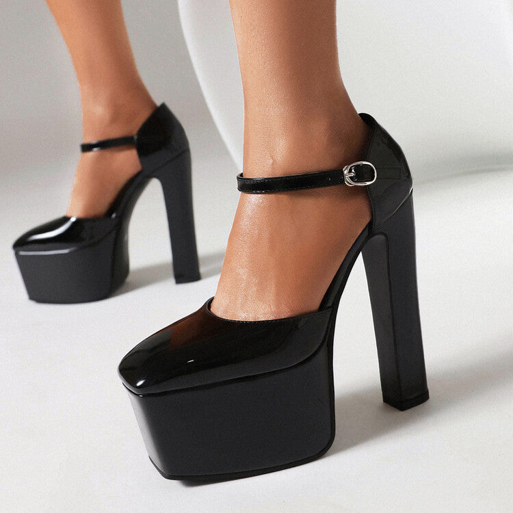 Klassische Orthopädische Sandalen mit zeitlosem Stil