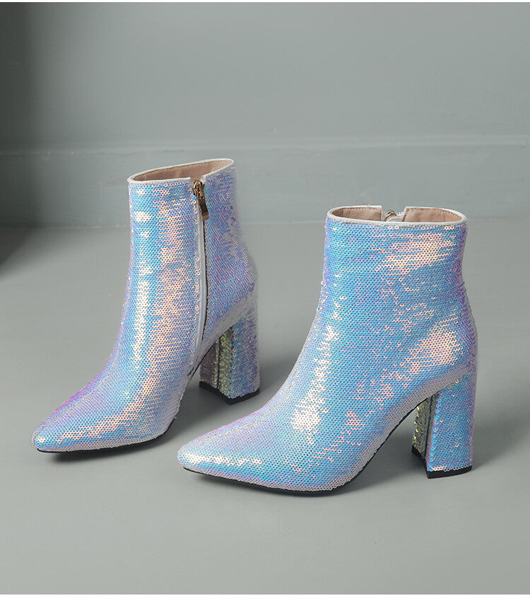 Anmutige Orthopädische Stiefel für modernen Look
