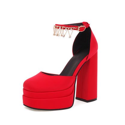 Anmutige Orthopädische Sandalen für modernen Look