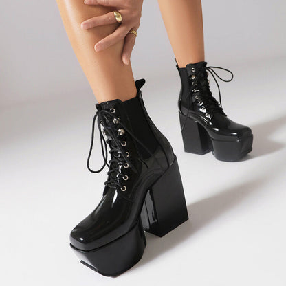 Klassische Orthopädische Stiefel mit zeitlosem Stil