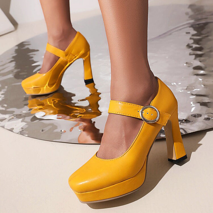Schicke Orthopädische Schuhe mit einzigartigem Design