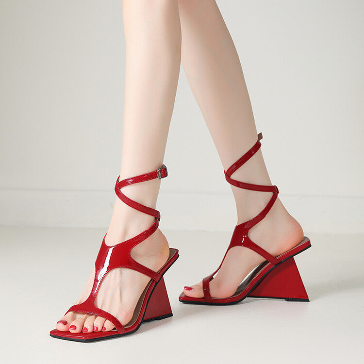 Anmutige Orthopädische Sandalen für modernen Look