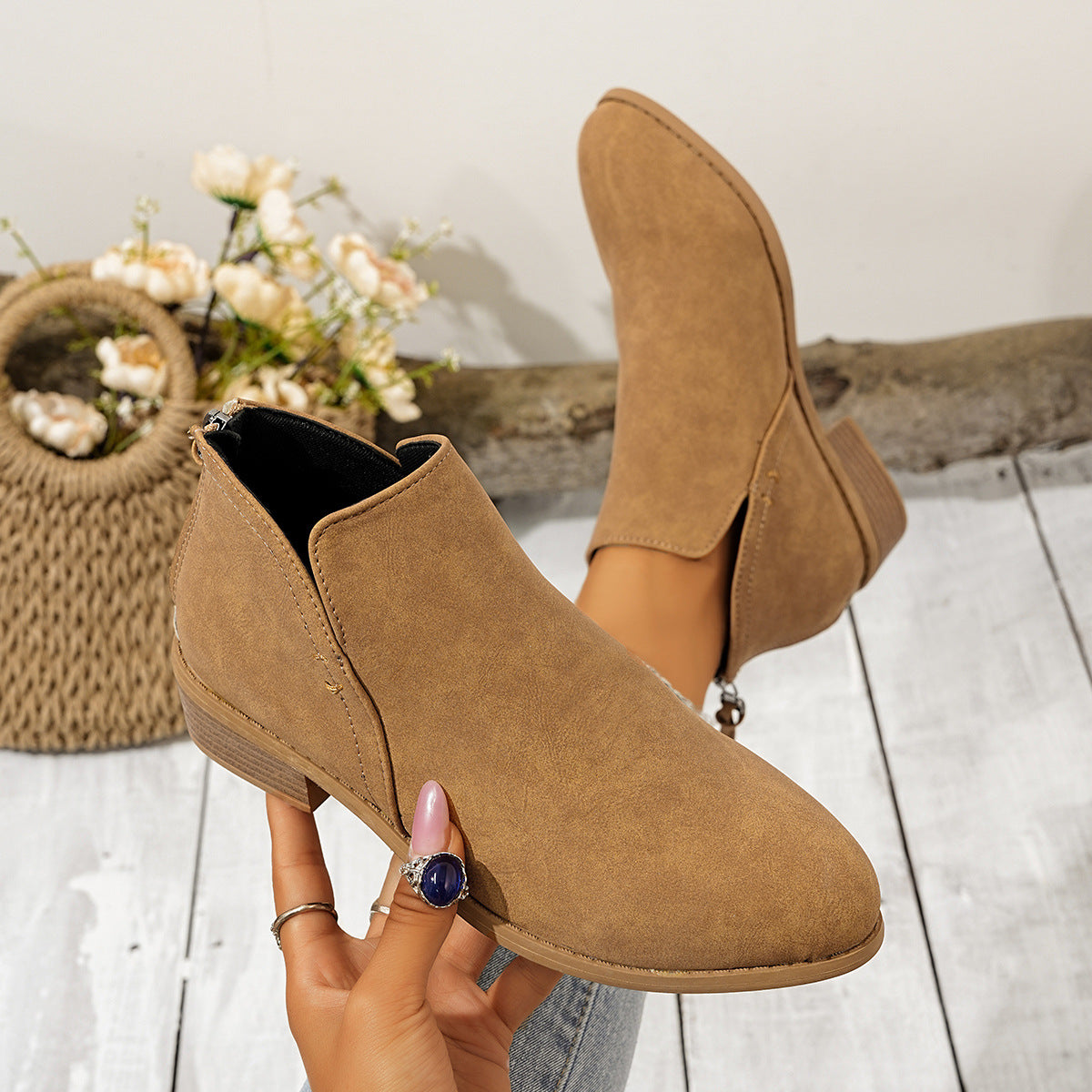 Anmutige Orthopädische Stiefel für modernen Look