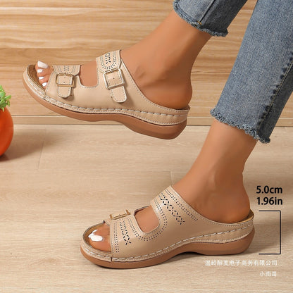 Klassische Orthopädische Sandalen mit zeitlosem Stil